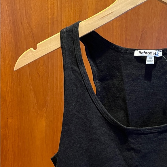 Reformation Avery Tank - Picture 3 of 4
